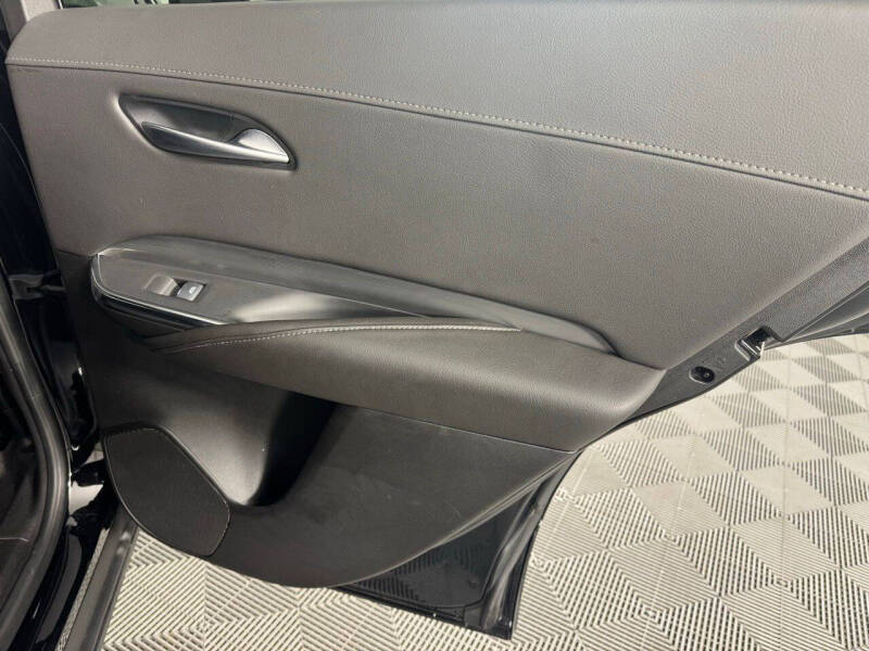 2025 Cadillac XT4 Premium Luxury