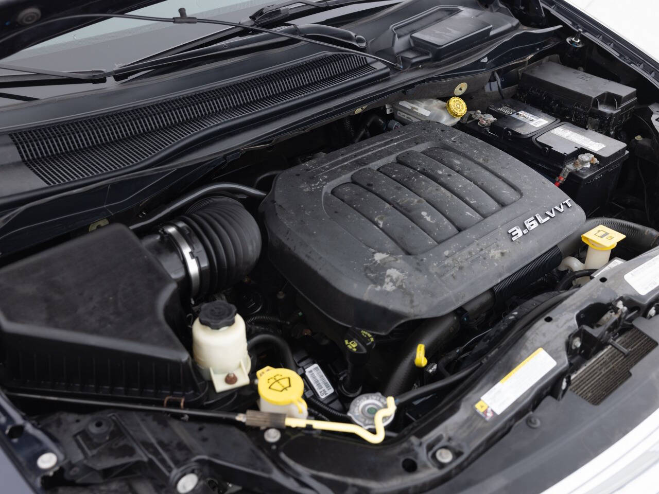 Used Car 2011 Chrysler Town And Country  Touring 4dr Mini Van For Sale Under $10,000 In Coal City, Illinois