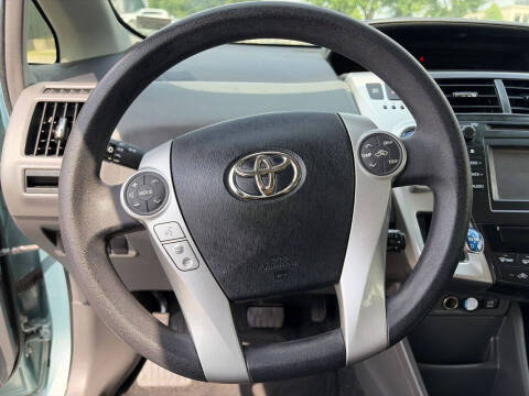2014 Toyota Prius v Three