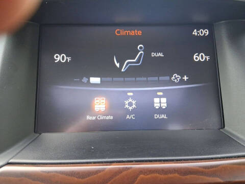 2018 Nissan Pathfinder Platinum