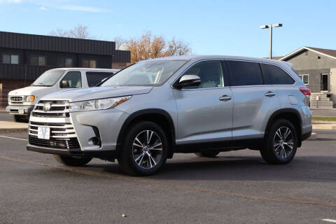 2019 Toyota Highlander LE