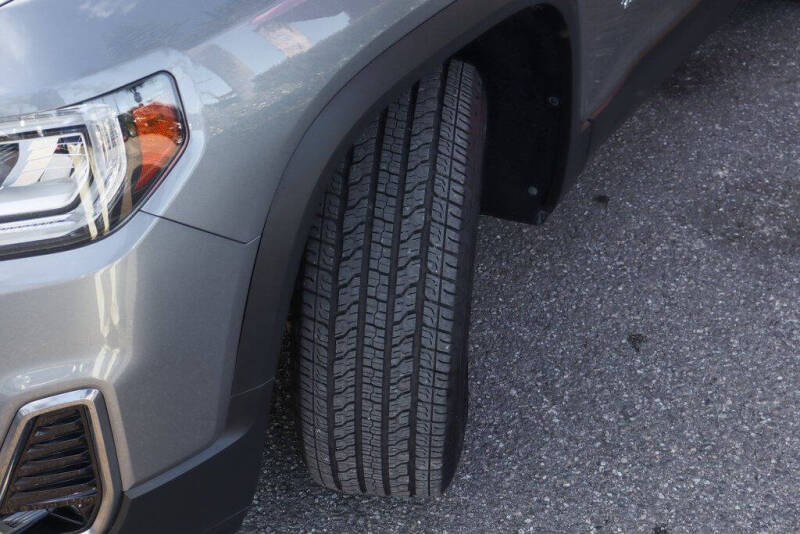2021 GMC Acadia AT4