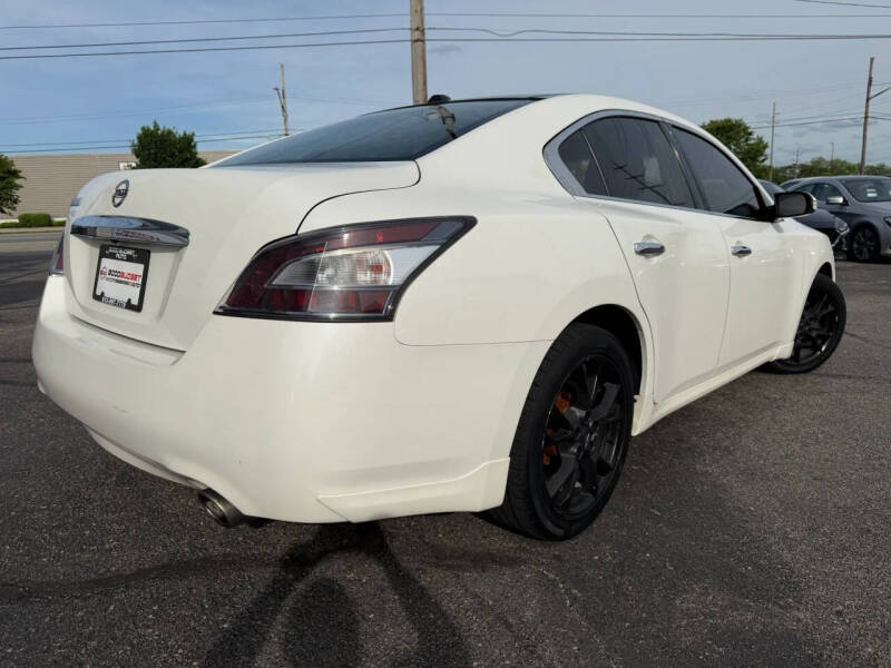 2012 Nissan Maxima
