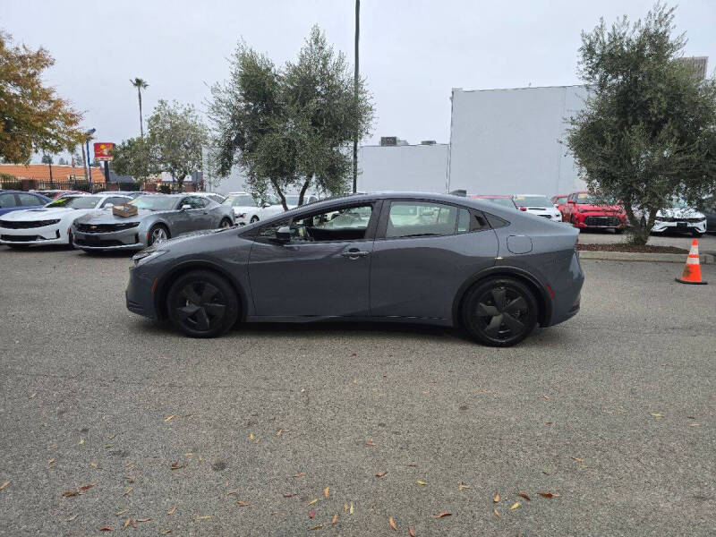 2024 Toyota Prius LE