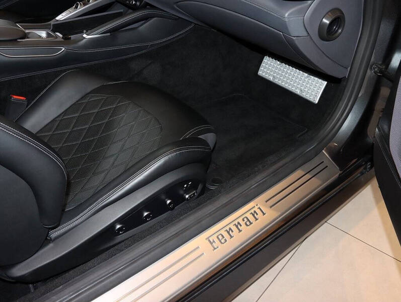 2017 Ferrari GTC4Lusso