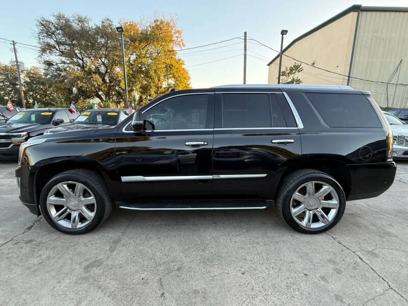 2018 Cadillac Escalade Luxury