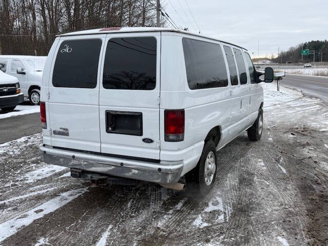 2011 Ford E-Series E-350 SD XL