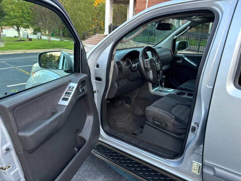 2011 Nissan Pathfinder SV