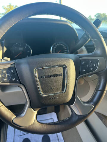 2017 GMC Yukon XL Denali