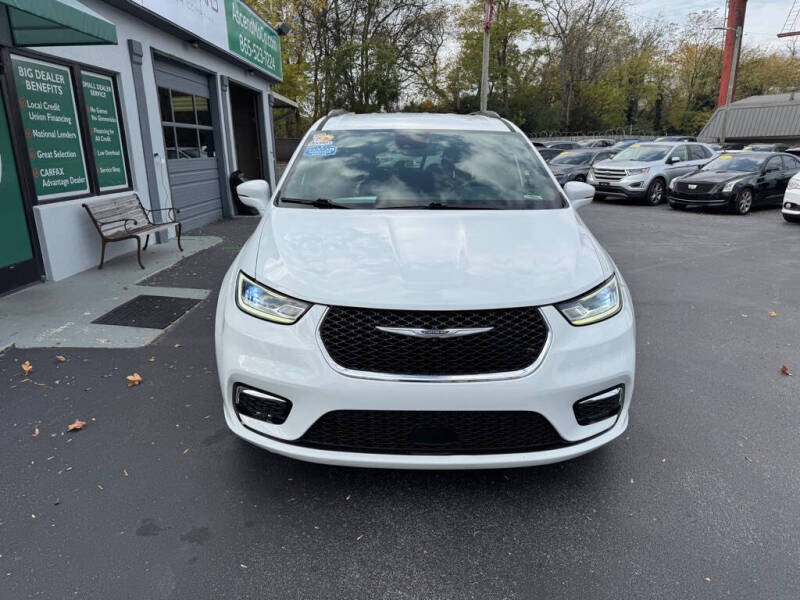 2022 Chrysler Pacifica Touring