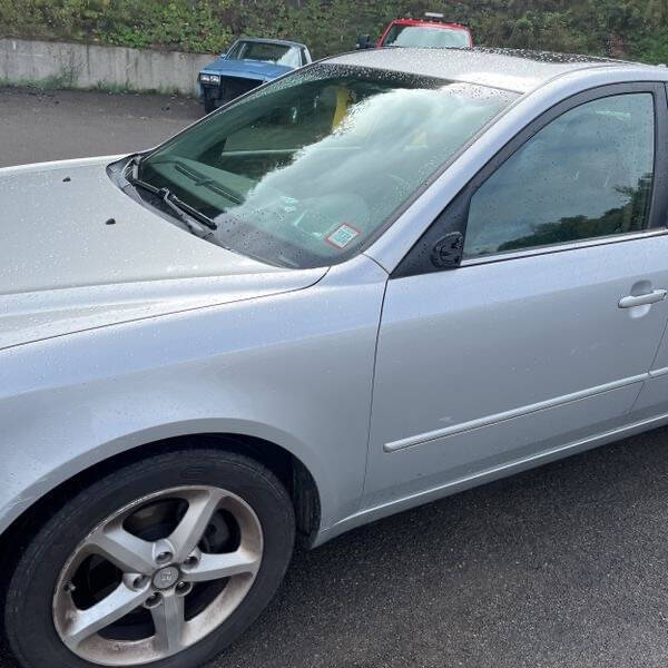 2009 Hyundai SONATA for sale at Green Light Auto in Bridgeton, NJ