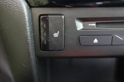 2019 Honda Pilot Touring w/Rear Captain's Chairs