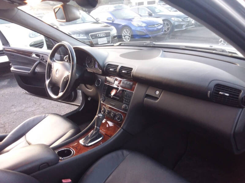 2005 Mercedes-Benz C-Class C 240 4MATIC