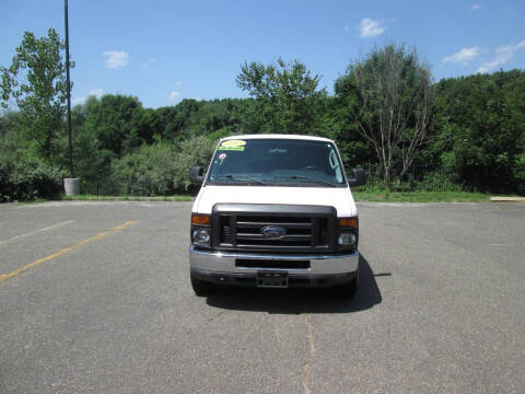 2010 Ford E-Series E-350 SD XL