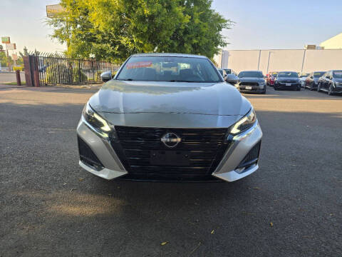 2023 Nissan Altima 2.5 SL