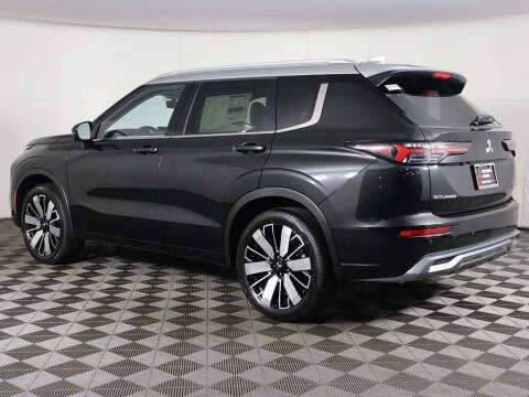 2025 Mitsubishi Outlander SEL Platinum Edition