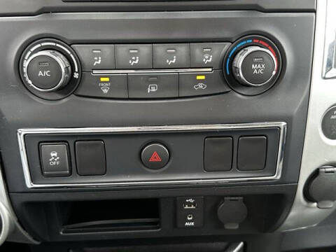 2017 Nissan Titan Platinum Reserve