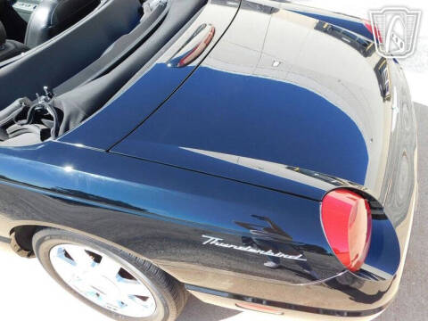 2002 Ford Thunderbird Deluxe