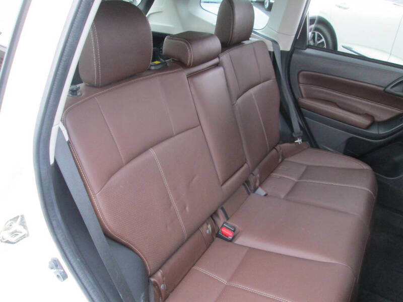 2017 Subaru Forester 2.5i Touring