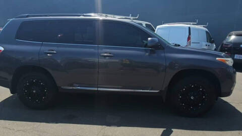 2013 Toyota Highlander Plus