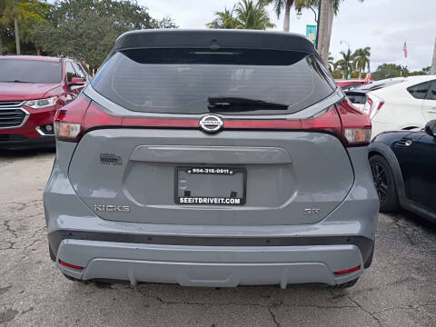 2021 Nissan Kicks SV