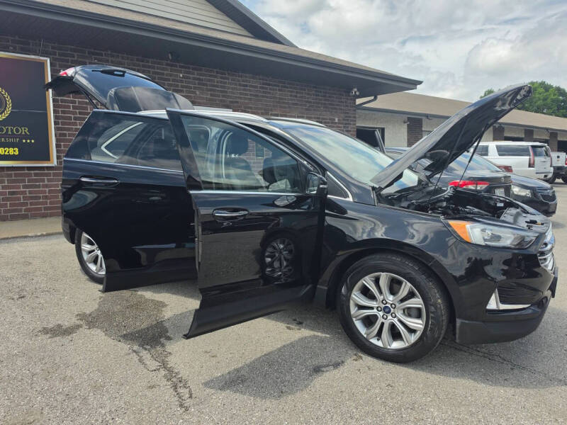 2019 Ford Edge Titanium