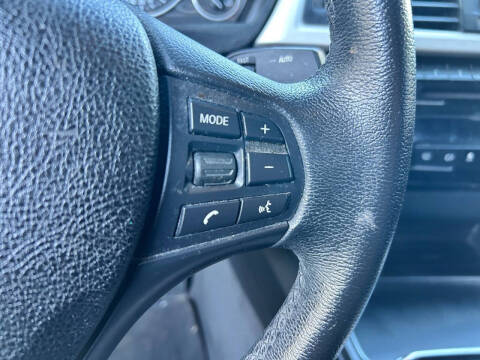 2018 BMW 3 Series 320i