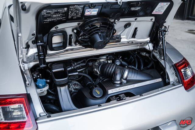 2005 Porsche 911 Carrera