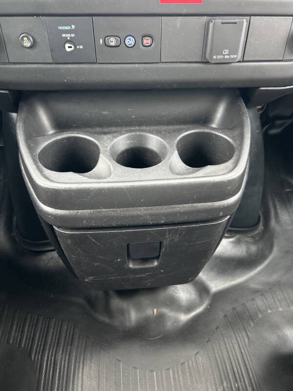 2018 Chevrolet Express 2500