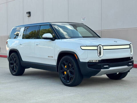 2022 Rivian R1S Launch Edition