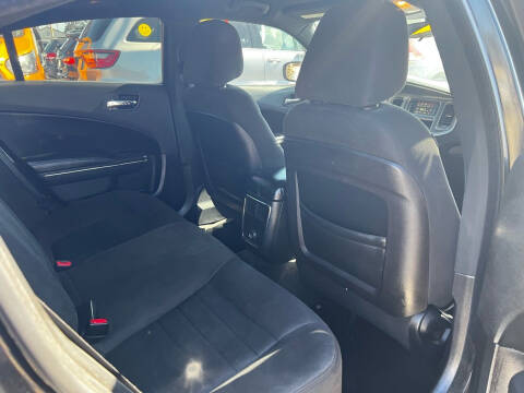 2012 Dodge Charger SE