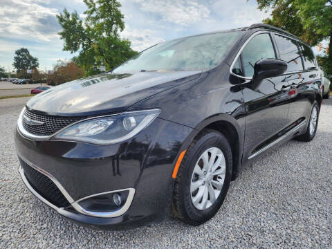 2017 Chrysler Pacifica Touring Plus
