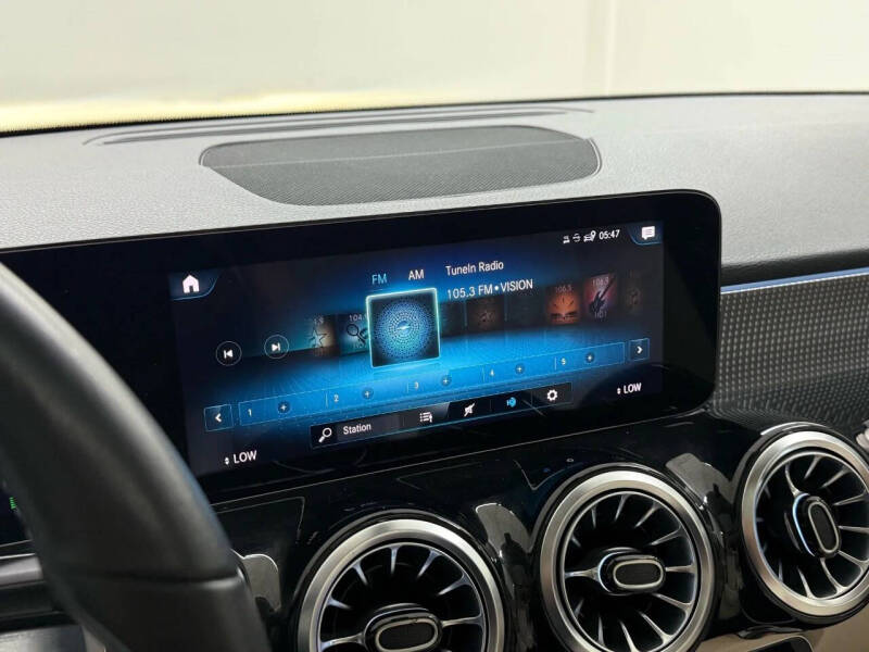 2022 Mercedes-Benz GLB GLB 250