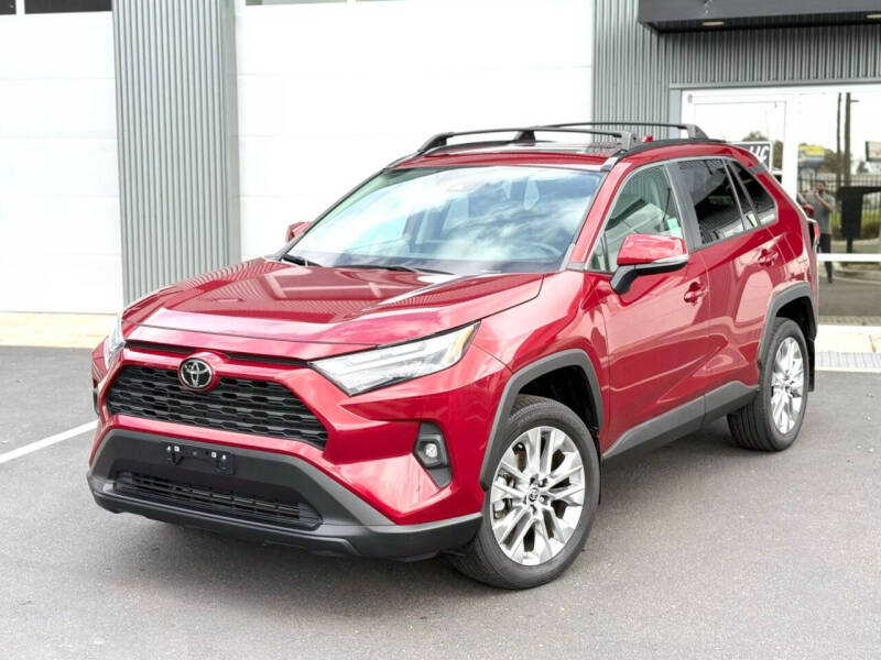 2022 Toyota RAV4 XLE Premium