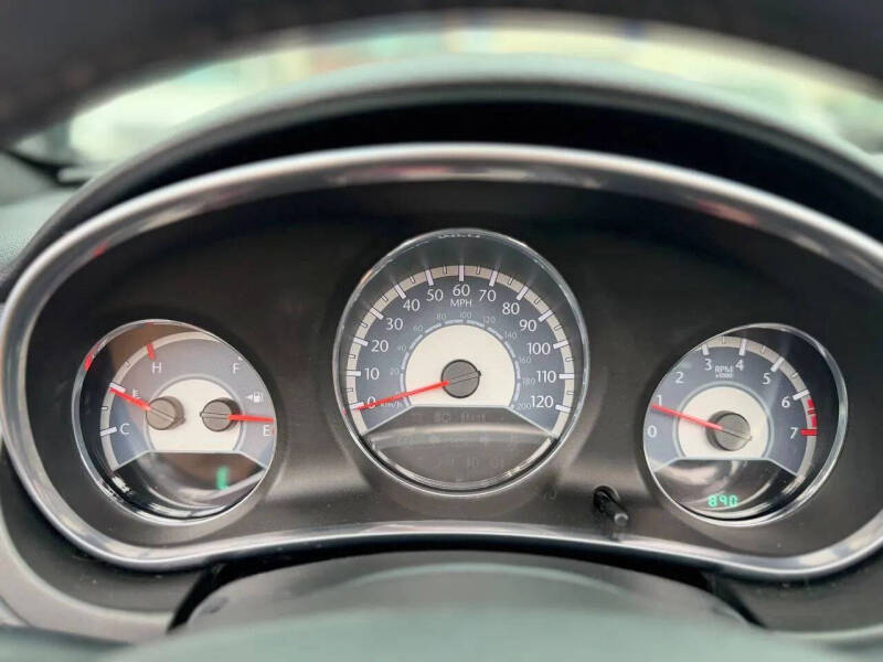 2012 Chrysler 200 Touring