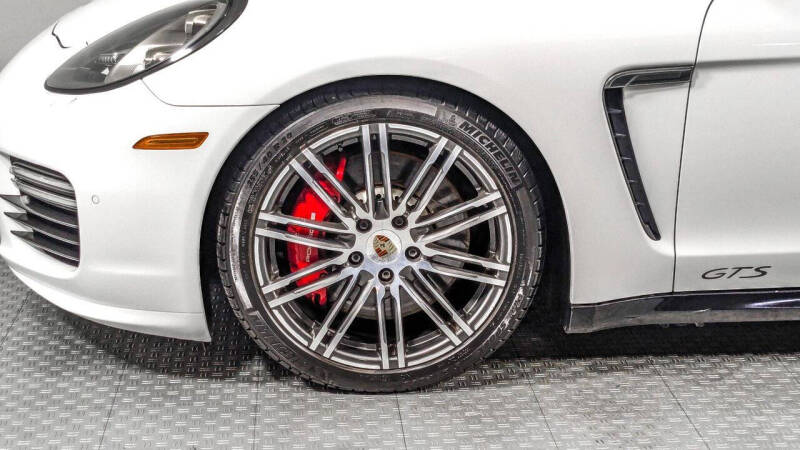 2015 Porsche Panamera GTS