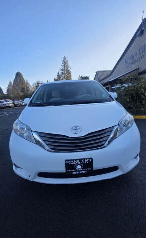 2013 Toyota Sienna