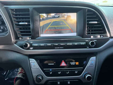 2018 Hyundai Elantra