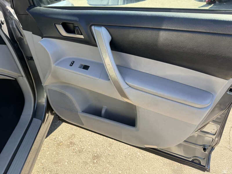 2012 Toyota Highlander