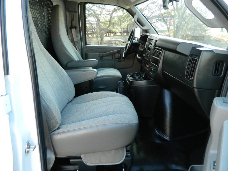 2020 Chevrolet Express 2500
