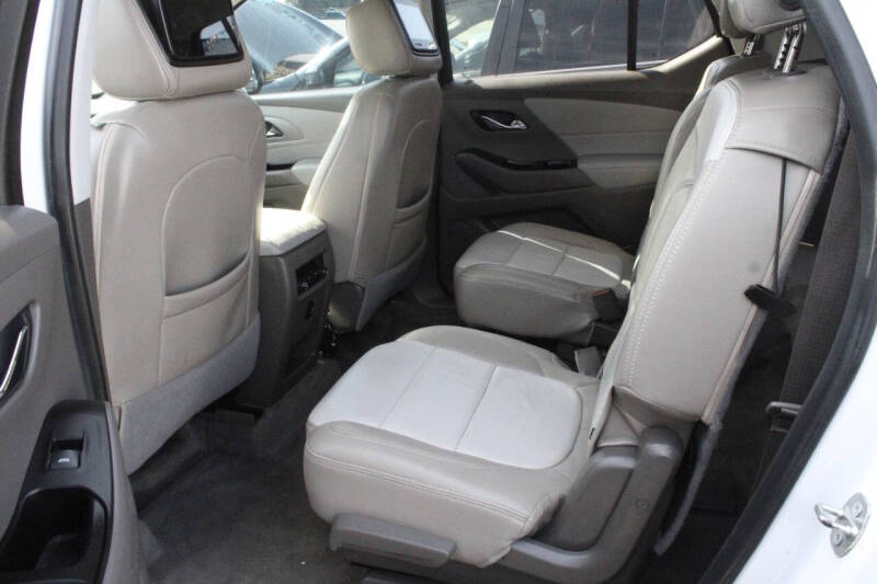 2018 Chevrolet Traverse LT Cloth