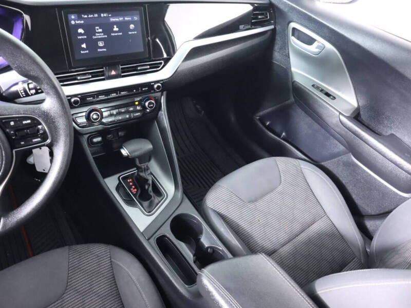2020 Kia Niro LX