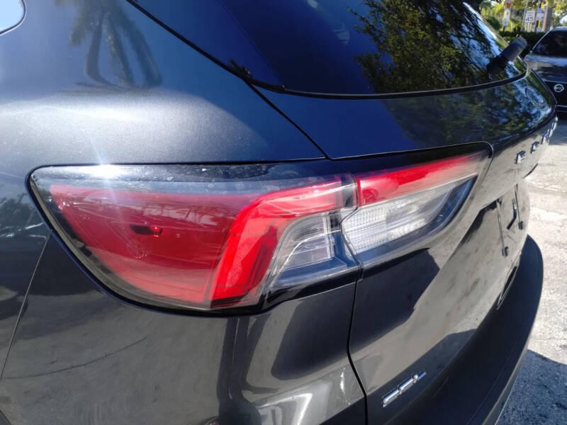 2020 Ford Escape SEL