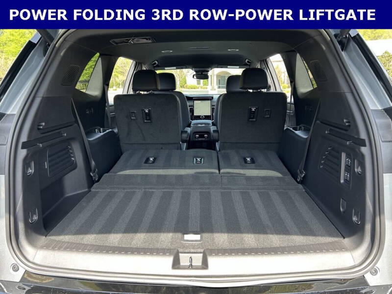 2025 GMC Acadia Denali