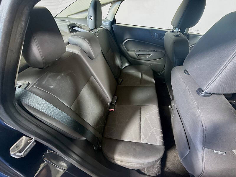 2013 Ford Fiesta SE