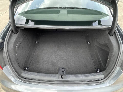 2016 Audi A4 2.0T quattro Premium