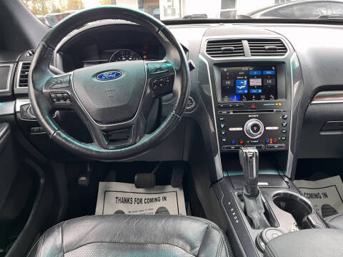 2017 Ford Explorer Limited