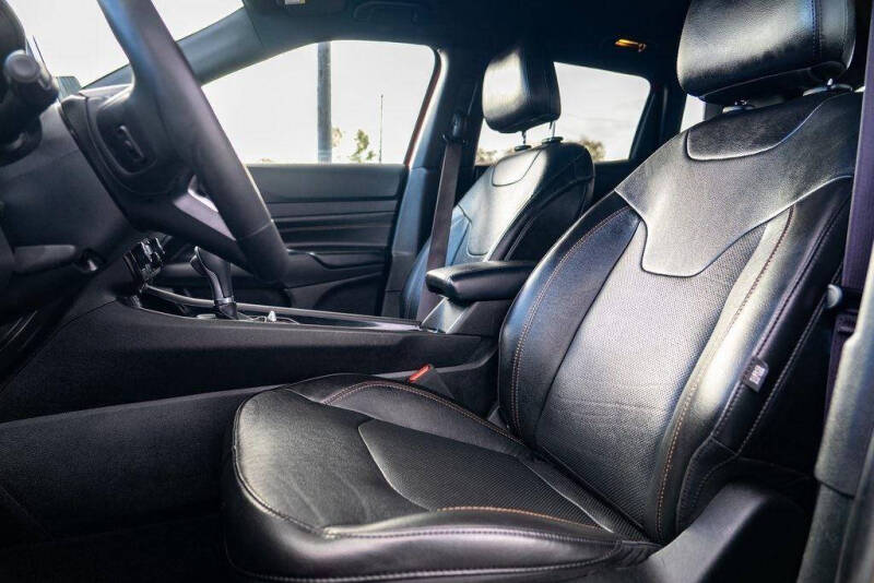 2023 Jeep Compass (Red) Edition