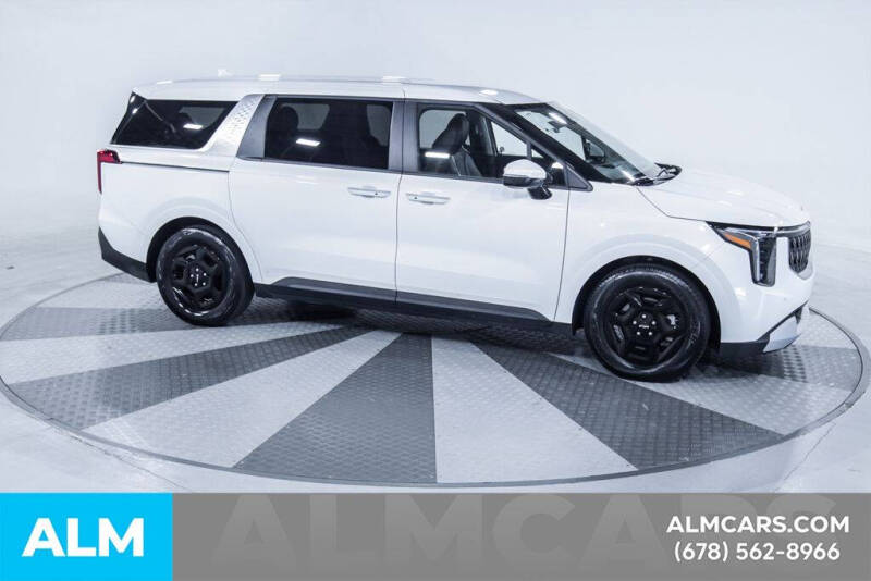 2025 Kia Carnival LXS