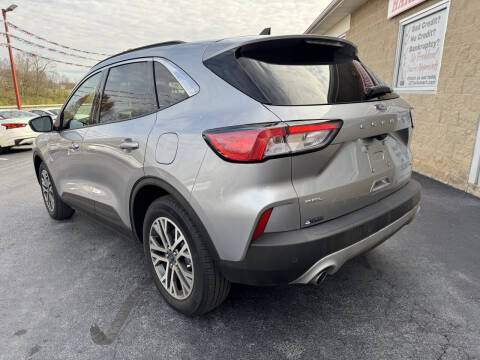 2022 Ford Escape Hybrid SEL